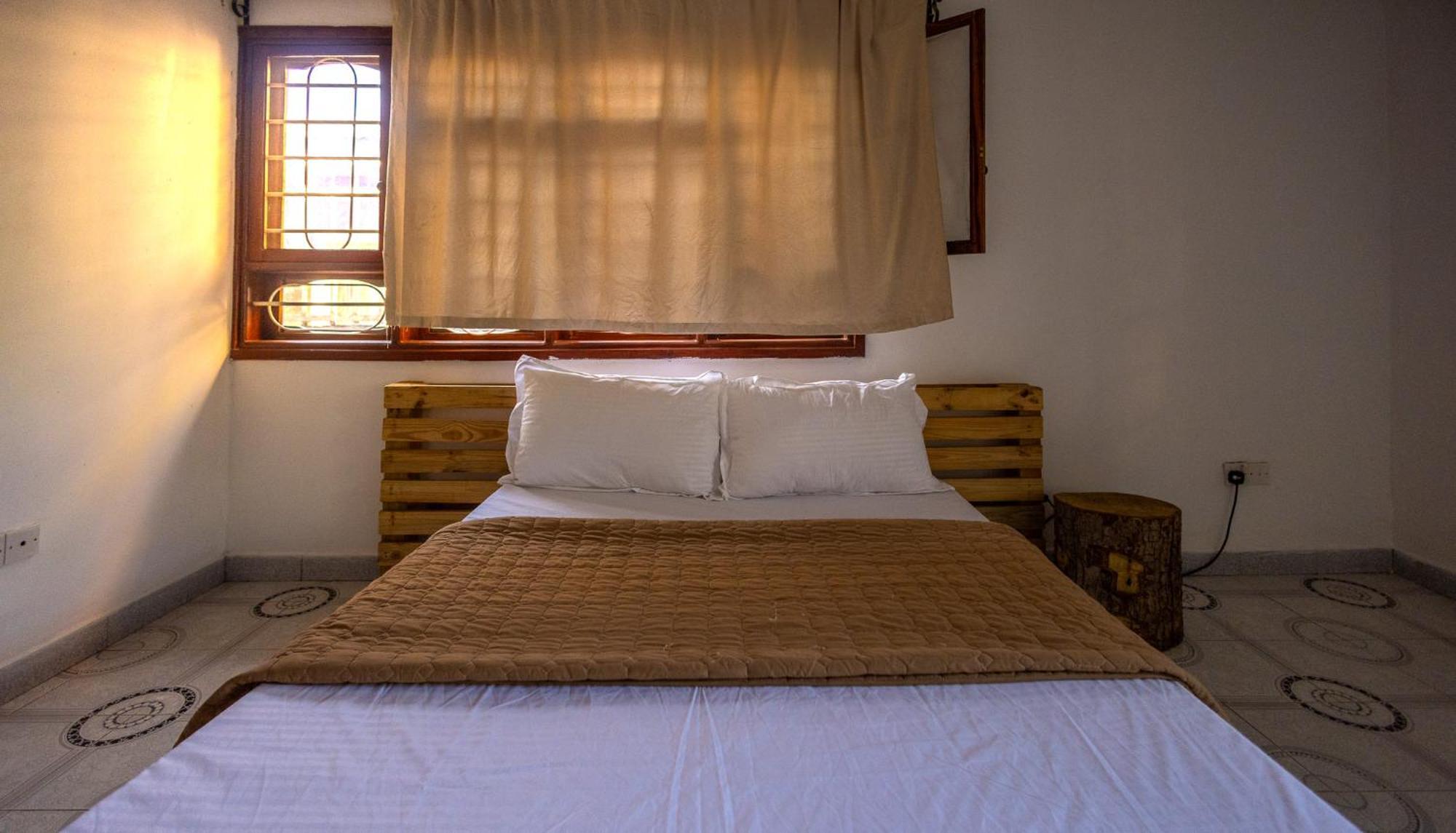 Safari Adventures-House Bed & Breakfast Arusha Exterior photo