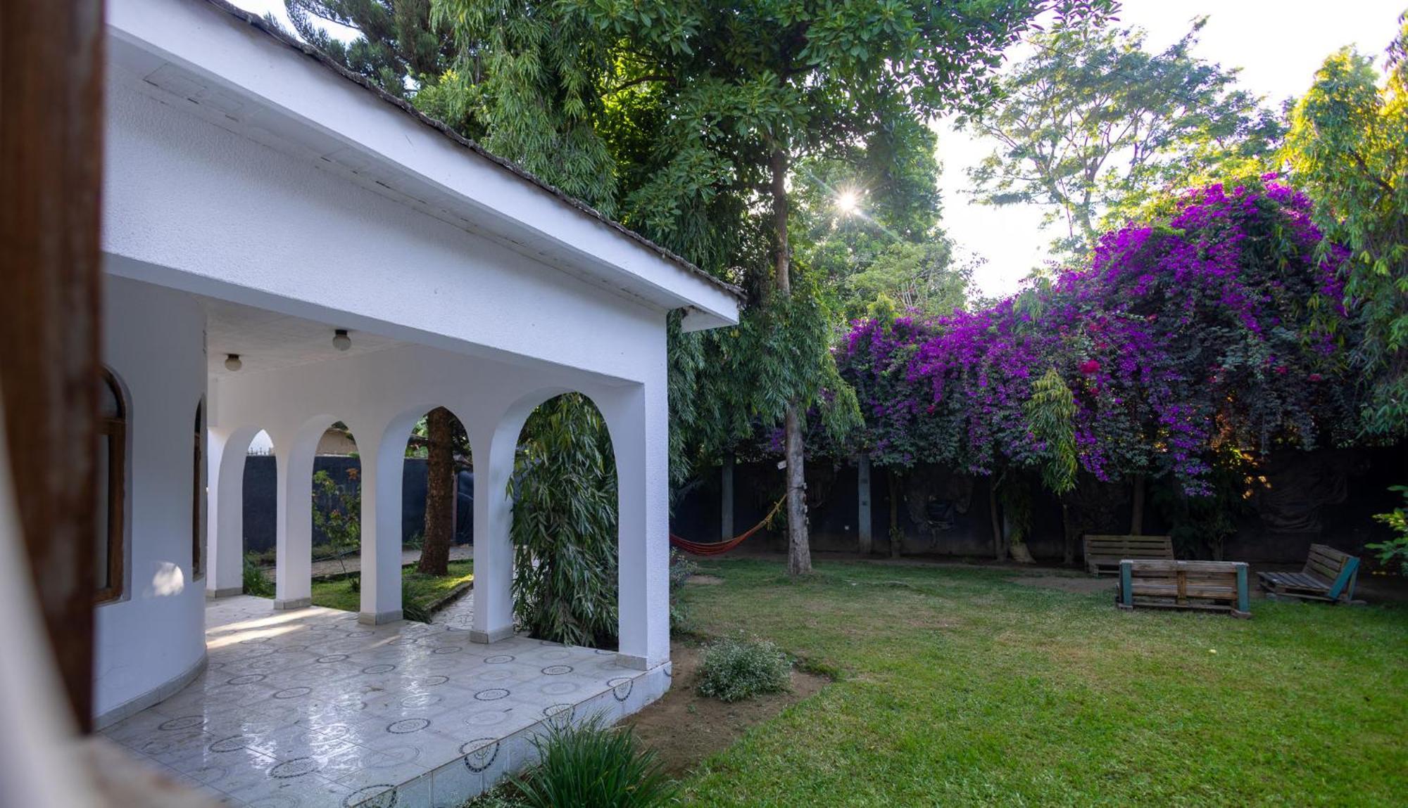 Safari Adventures-House Bed & Breakfast Arusha Exterior photo
